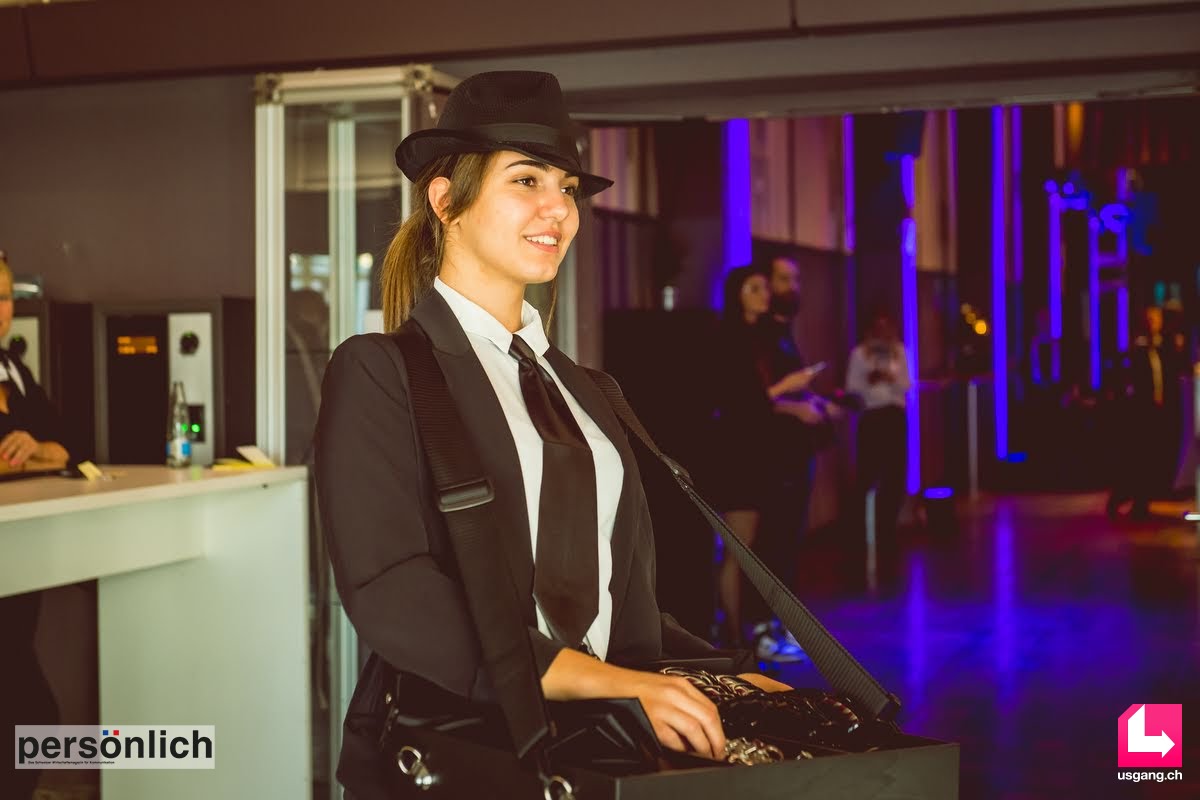 zur Galerie: Clear Channel Blues Brothers Party