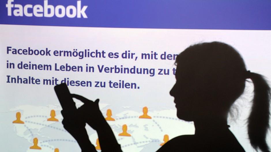 Facebook: 1,5 Milliarden User ohne besseren Datenschutz