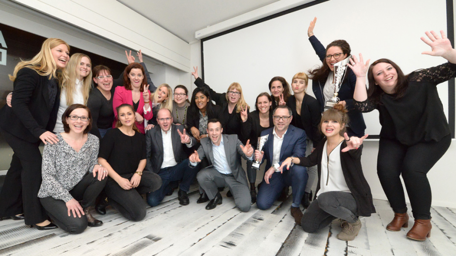 HWZ: 24 Marketingfachleute erhalten Diplom
