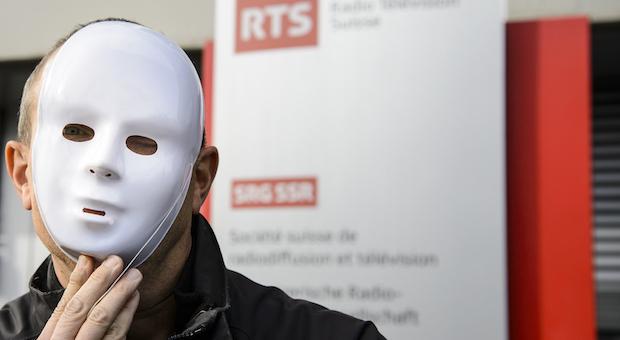 SRG: Angestellte demonstrieren gegen die Sparpläne