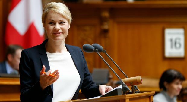 Service Public: Die grosse Kammer will vier Budgetvarianten sehen