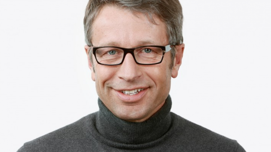 Radio SRF: Lukas Schmutz gibt Inland-Leitung bei Radio SRF ab