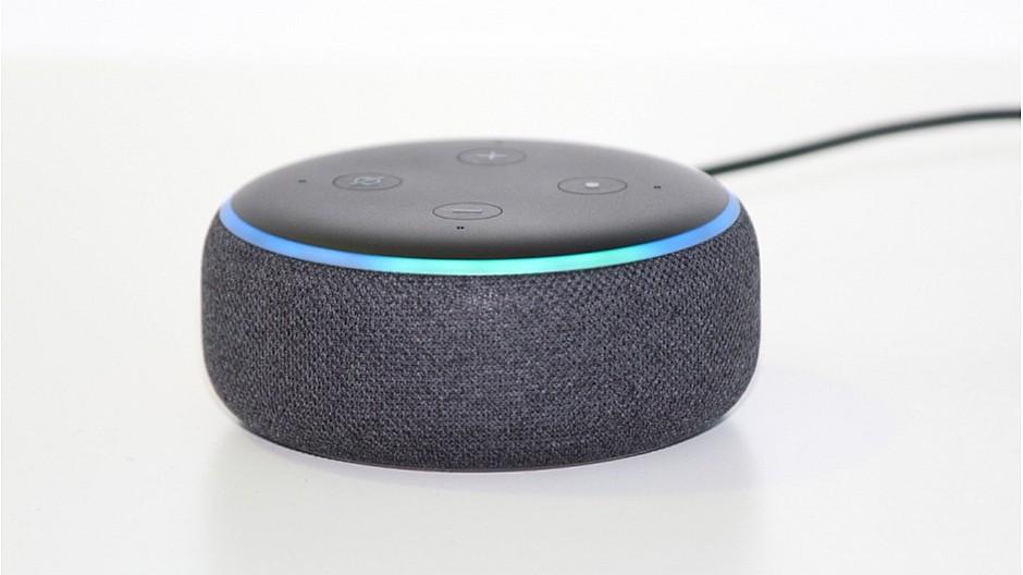 Amazon: Alexa lernt natürliche Sprechpausen