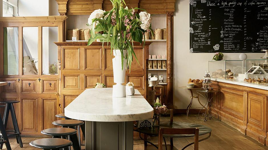 NZZ: Babu's eröffnet Kaffeehaus im Gastrolokal