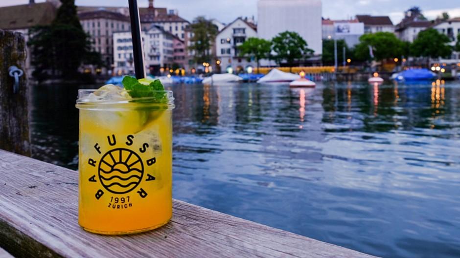 Allink: Barfussbar im frischen Sommer-Outfit