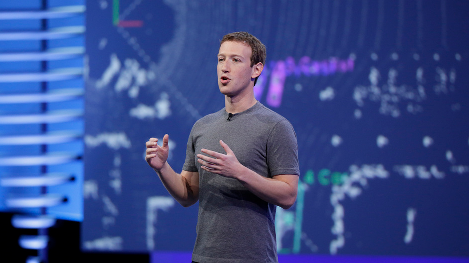 Facebook: Anleger klagt gegen Aktienpläne