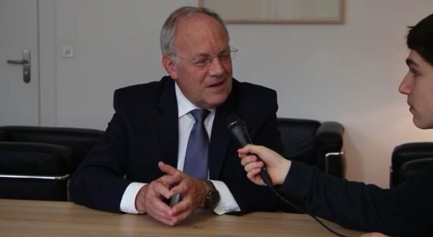 Ask Switzerland: Junger Blogger interviewt Schneider-Ammann