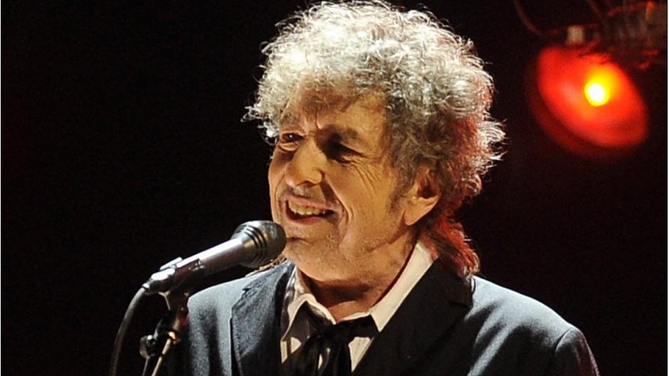 Literaturpreis: Bob Dylan nimmt Auszeichnung entgegen