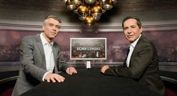 SRF: Sandro Brotz fühlt Roger Schawinski auf den Zahn