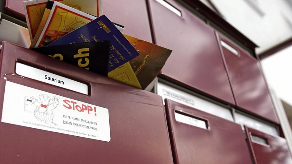Untersuchung: Briefkästen werden mit Werbung überflutet