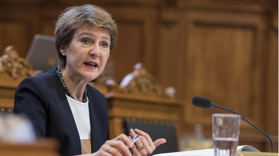 Radio- und TV-Gebühren: Bundesrat soll Abgabe für Firmen überprüfen