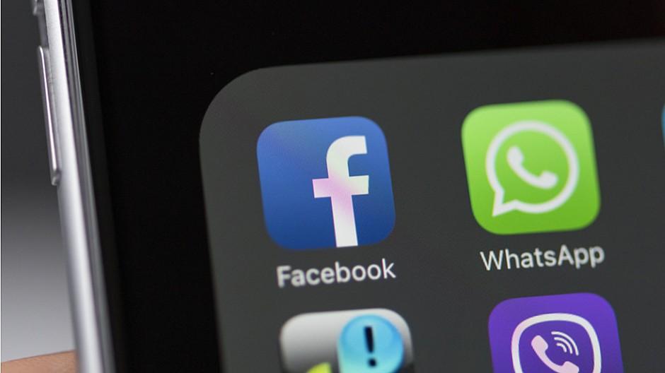 Facebook: Busse wegen WhatsApp-Übernahme