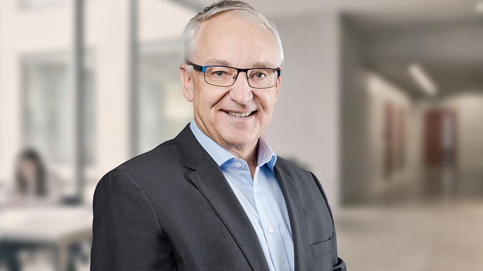 HWZ Centers for Communications: Cyril Meier geht in Pension