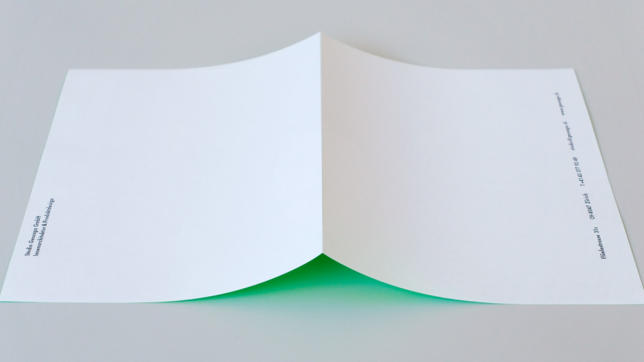Studio Marcus Kraft: Neongrün und Minimalismus für Studio Gessaga