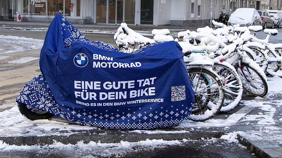 House of Communication Zurich: Damit Töffs nicht frieren müssen