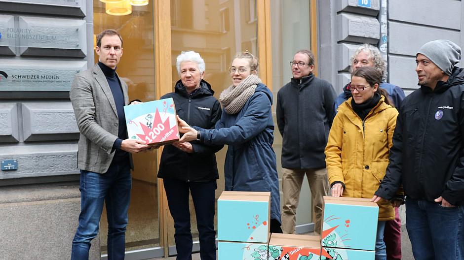 GAV: Der Streitpunkt Mindestlohn bleibt