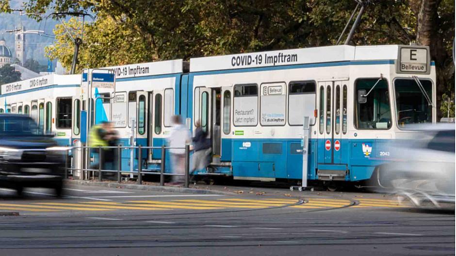 Process Zürich: Design für Zürcher Impftram entwickelt