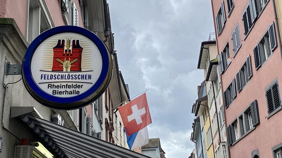 Neue Vorschrift: Die Stadt Zürich verbietet Bierschilder
