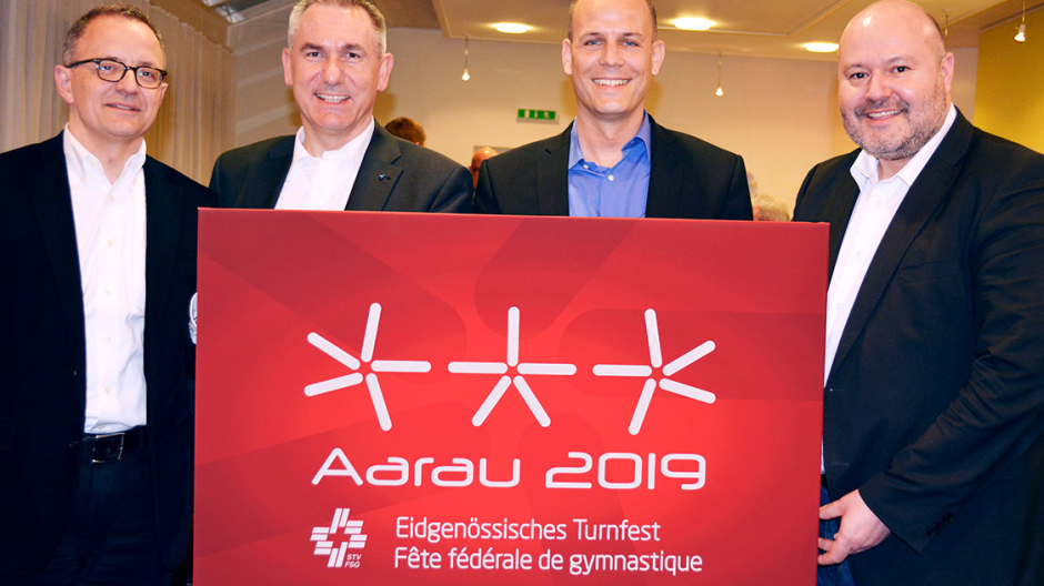 Schaerer und Partner: Rot und Weiss dominieren das Eidgenössische Turnfest
