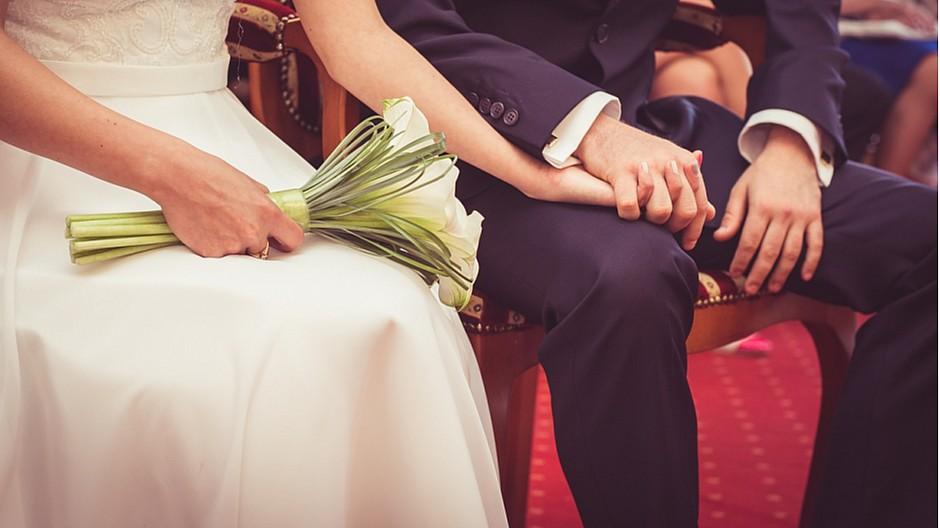 Kanton Zürich: Ein Roboter hilft beim Heiraten