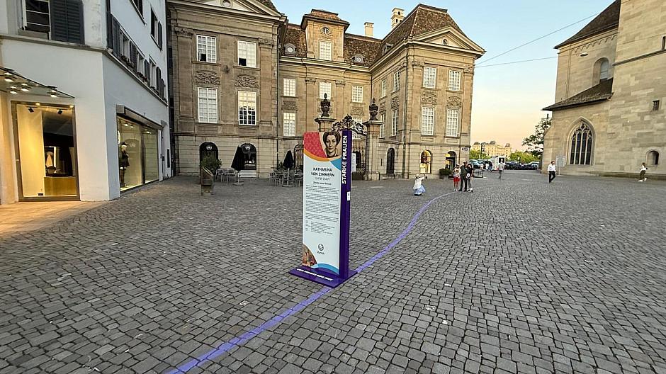 ZüriCityWalk: Eine lila Linie durch Zürich
