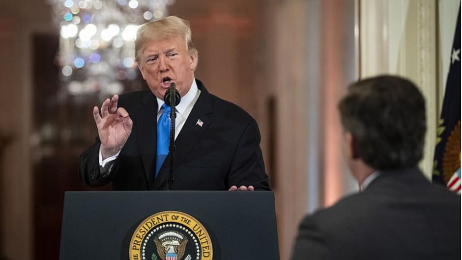 US-Kongresswahlen: Eklat bei Medienkonferenz von Donald Trump