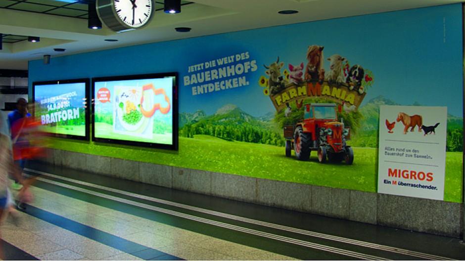 APG|SGA: Erste Branding Wall im Zürcher Hauptbahnhof