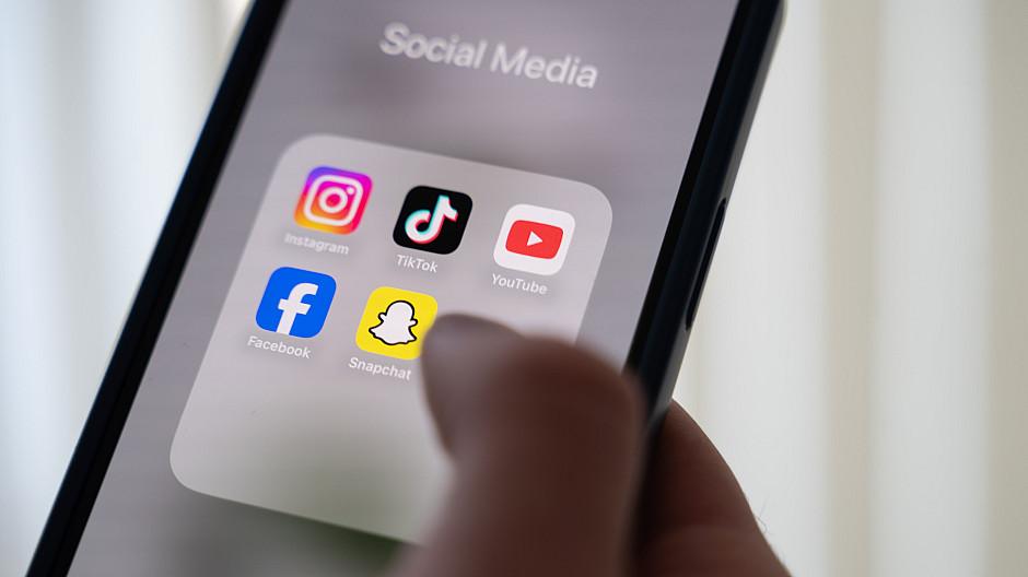 Social Media: EU-Staaten sind für Mindestalter