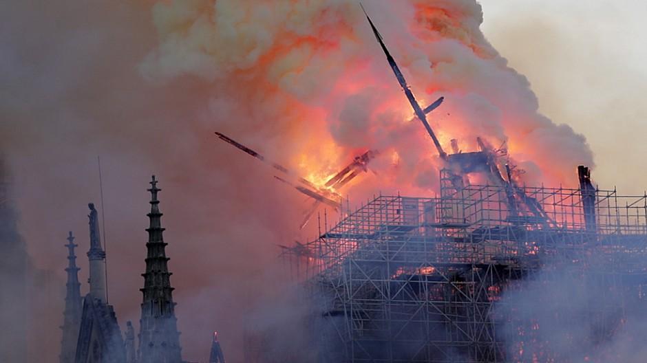 Notre-Dame in Flammen: Fake-News-Skandal im Social Web
