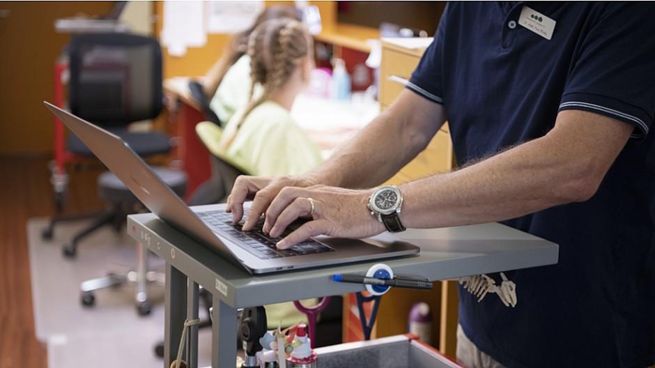 BAG: Farner gewinnt Mandat für digitales Patientendossier