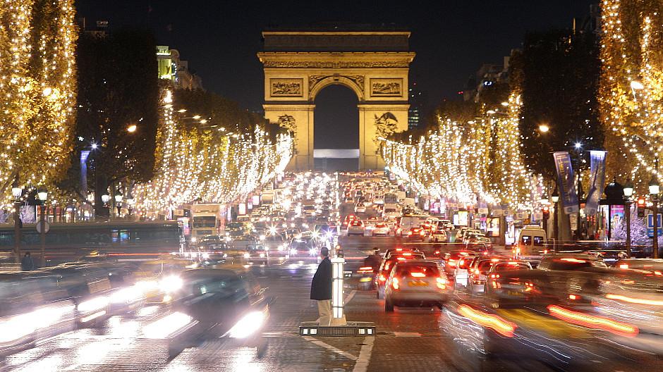 Lindt & Sprüngli: Firma verteidigt Champs-Élysées-Bilder in Spot