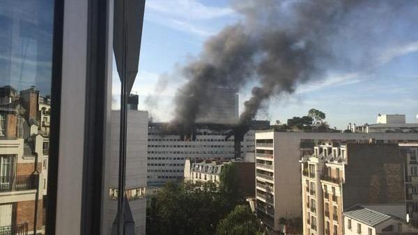 Frankreich: Grossbrand in Pariser Radiogebäude