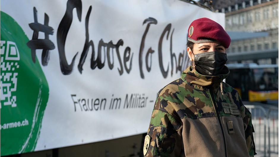 Kernbrand: Frauen im Militär – normal oder?