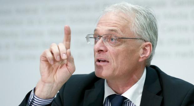 Lobbyismus: Thomas Minder prüft Volksinitiative