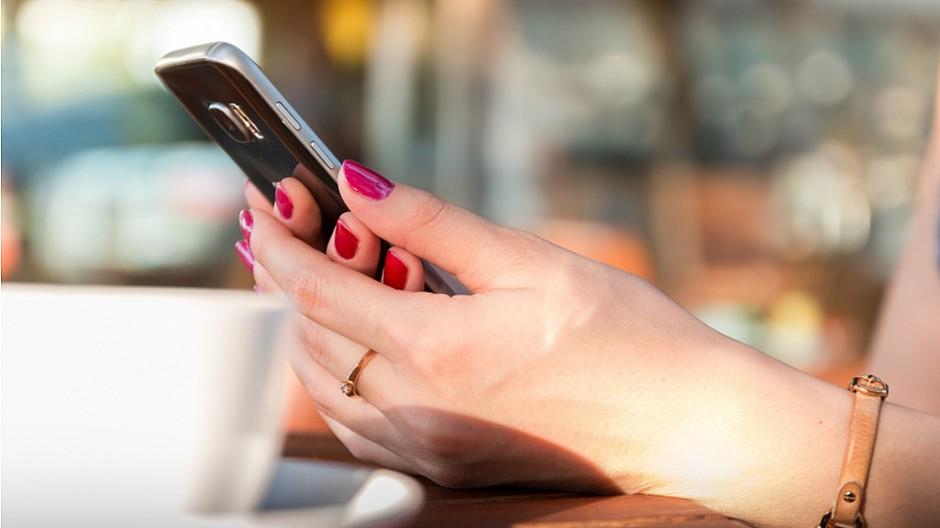Studie: Handy-Apps täglich fast fünf Stunden genutzt