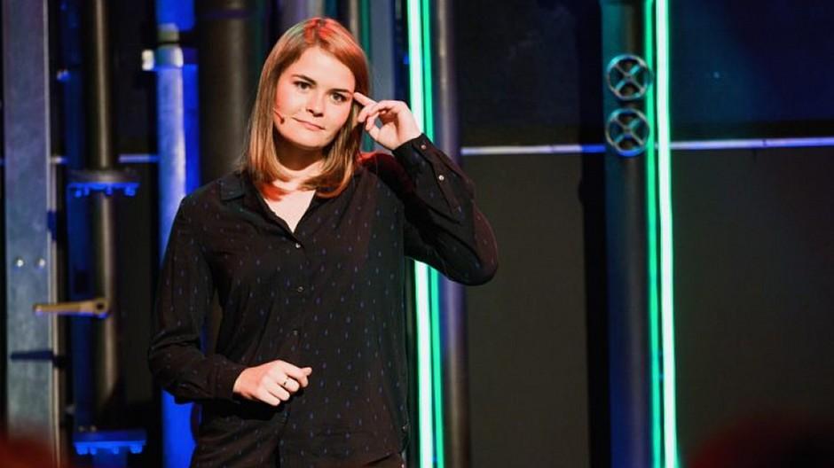 Hazel Brugger: Begehrter Kabarettpreis für Slam-Poetin