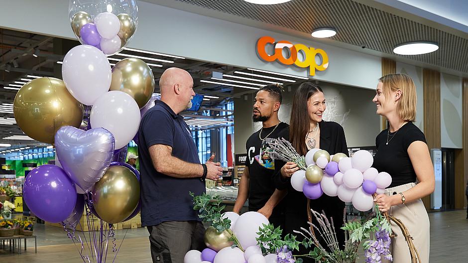 Coop: Hochzeitszeremonie mitten im Einkaufscenter