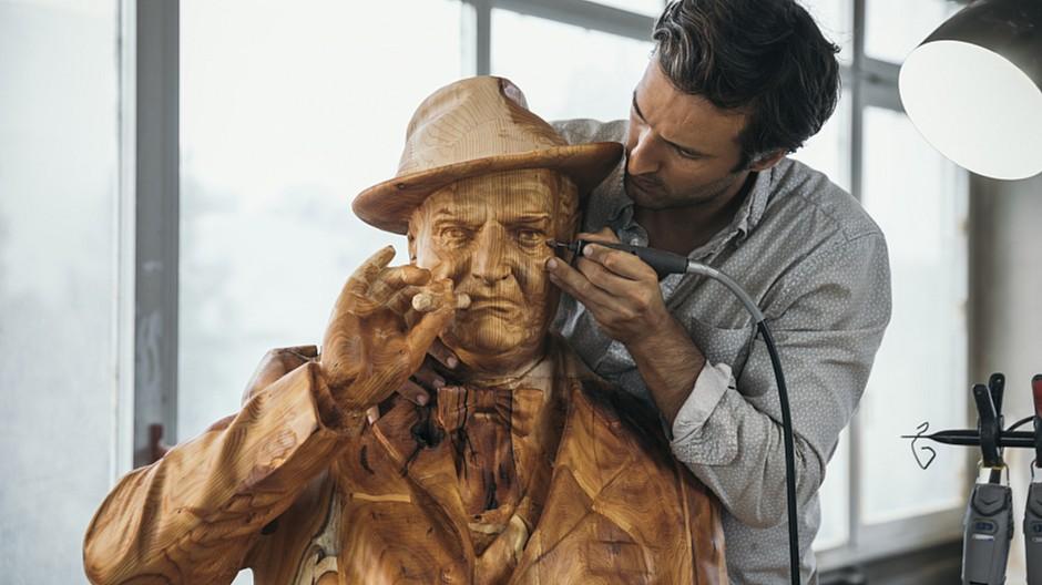 Rod Kommunikation: Holzfigur aus einer 100-jährigen Eibe