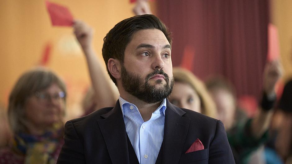Social Media: Influencer zeigt Cédric Wermuth an
