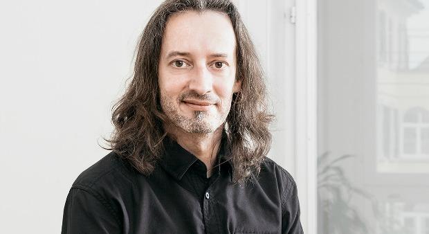 Januar Designbureau: Vince Hehlen verstärkt das Team