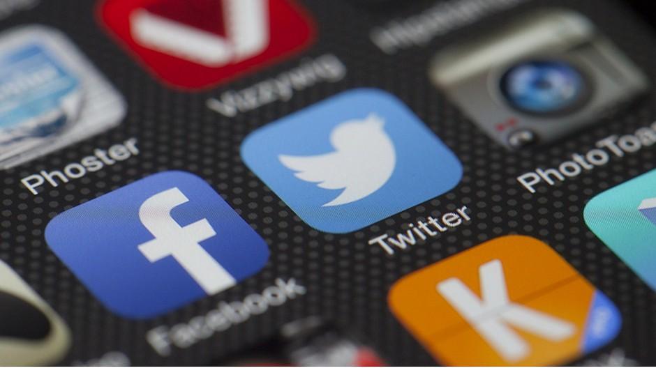 Cybermobbing: Journalisten verlieren Job wegen Facebook-Gruppe