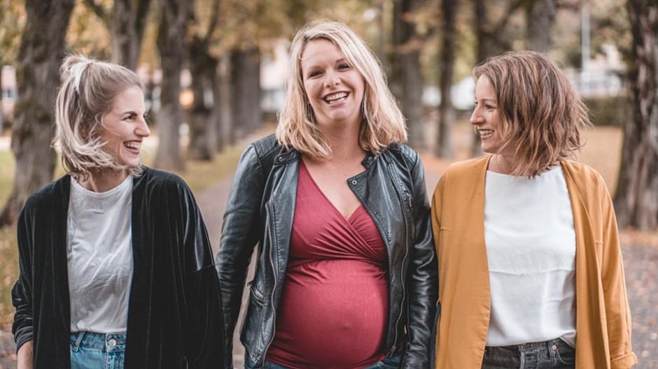 It's a mom's world: Journalistinnen lancieren neuen Mama-Podcast