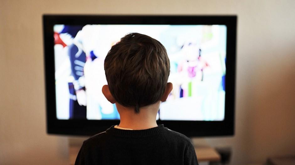 TV-Nutzung: Junge wenden sich vom Fernsehen ab