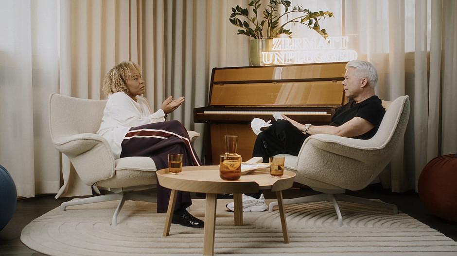 Zermatt Unplugged: Kavka und Sterchi sprechen mit Festival-Stars