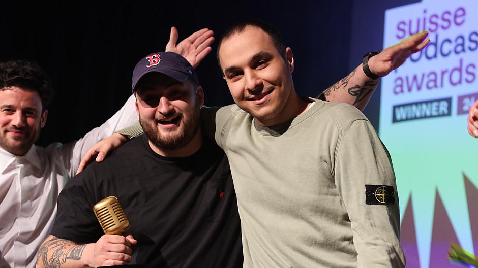 Suisse Podcast Awards: «Kurds & Bündig» gewinnt Gold