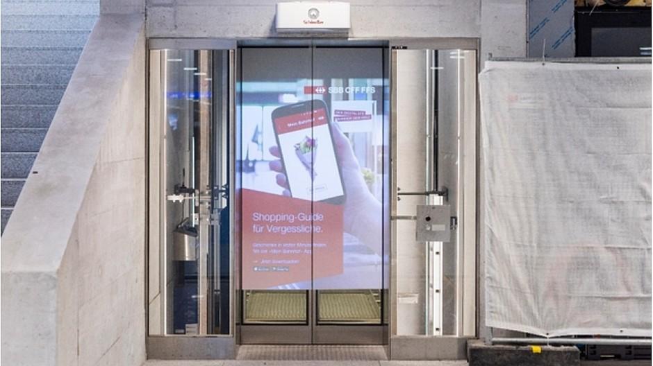 SBB: Der Lift wird zum Werbeträger