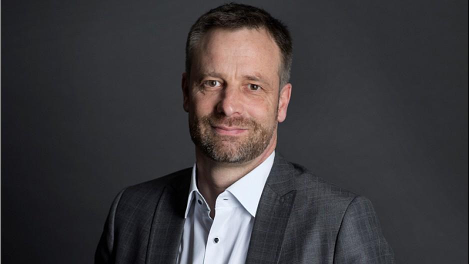 HWZ Hochschule für Wirtschaft Zürich: Markus Spillmann entwickelt CAS