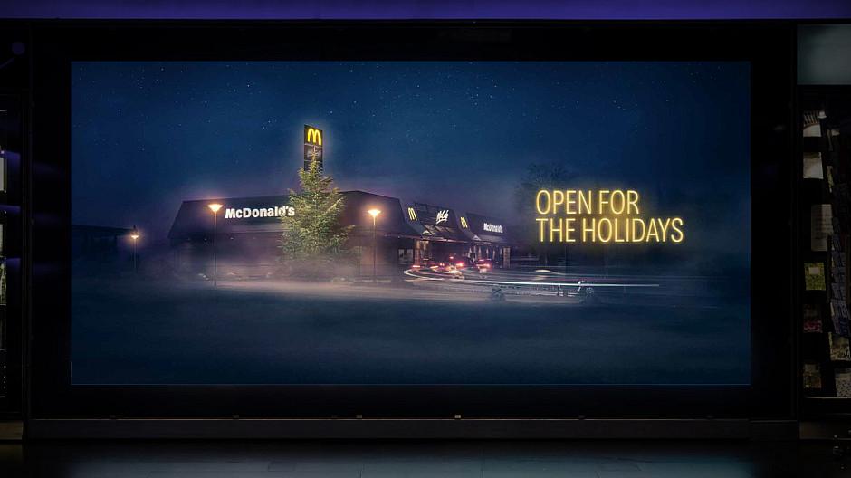 TBWA\Zürich: McDonald's-Logo als Christbaumspitze