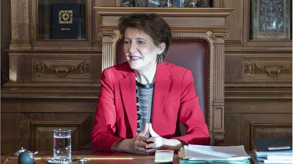 SRG: Medienministerin prüft höhere Abgabenlimite
