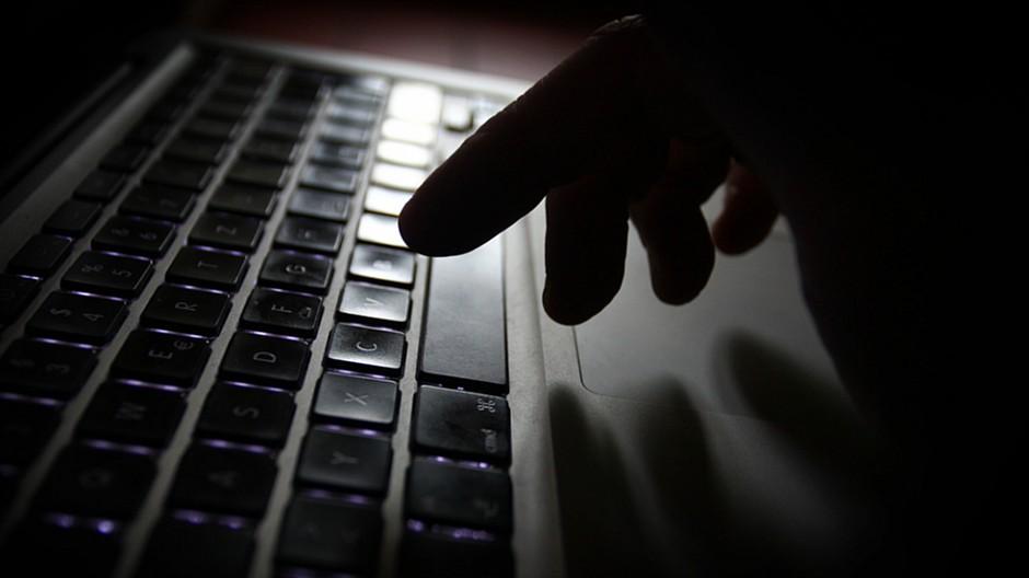 Internetkriminalität: Mehr Schweizer Anfragen an Google
